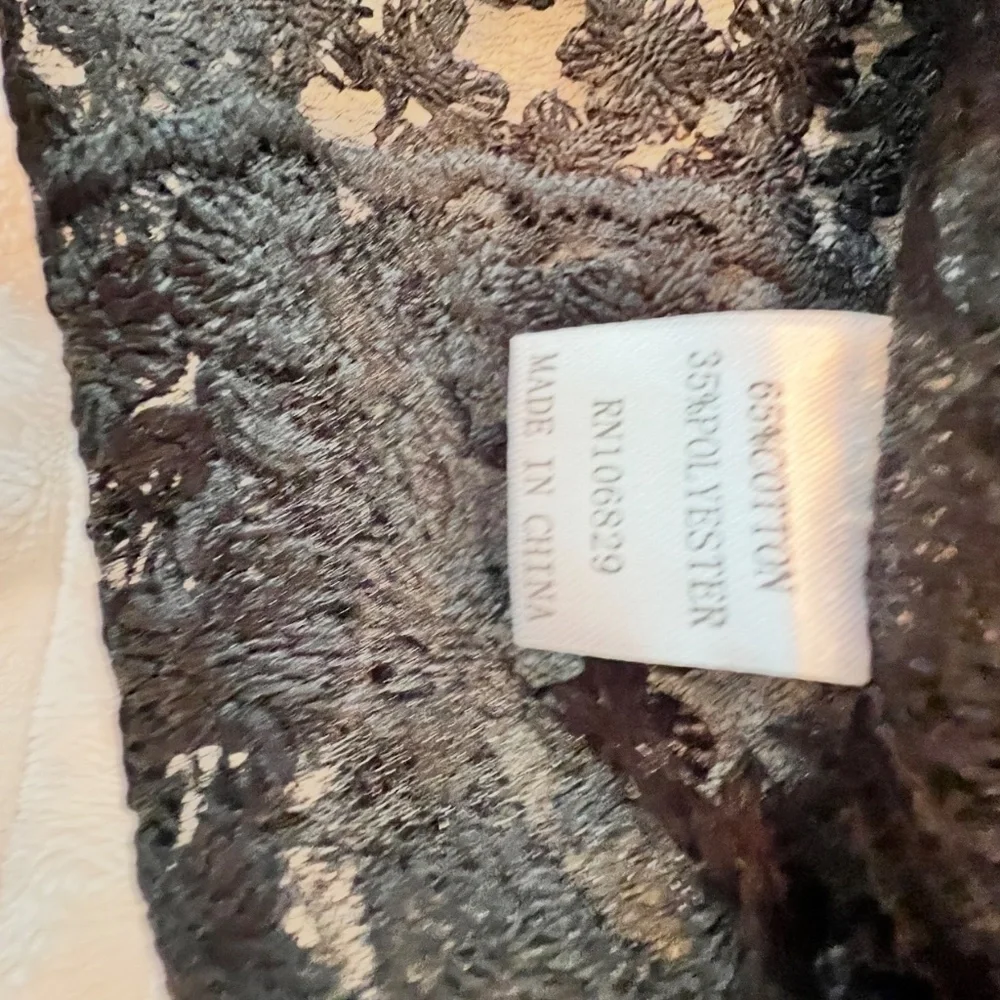 # A078   N by Nancy Black Vintage Sheer Lace Top, Oversized bow, NWOT  M - Picture 6 of 10